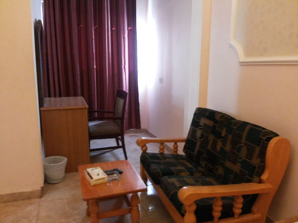 Standard Room, 2 Twin Beds, Ground Floor photo 1