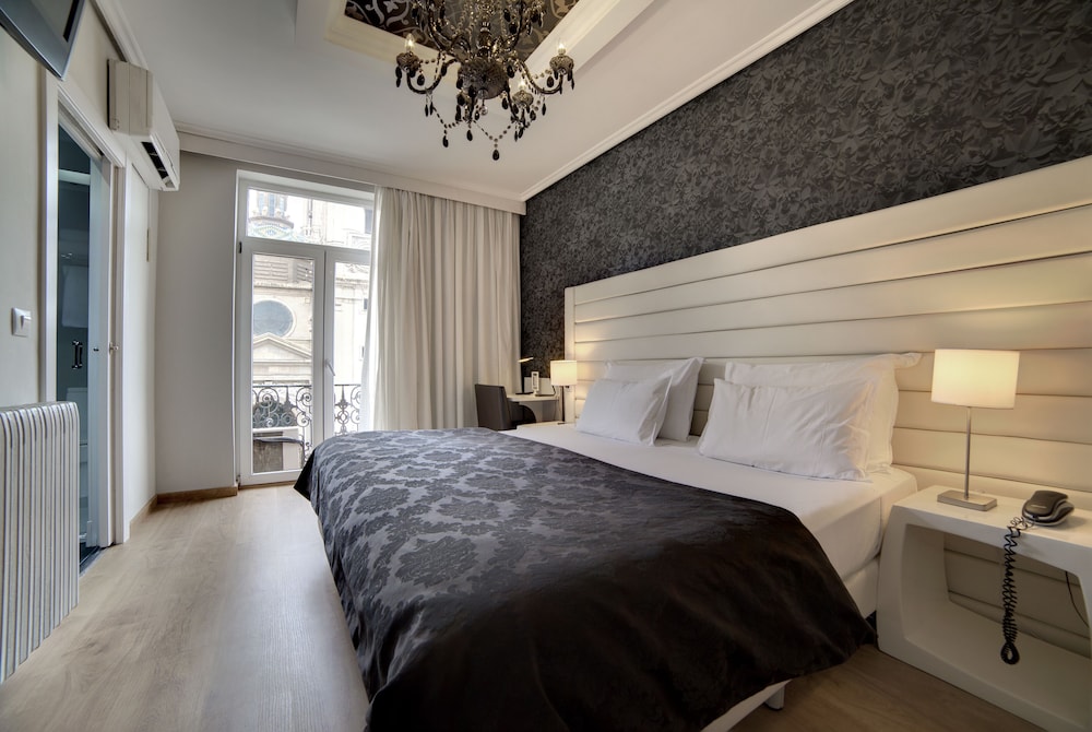 Standard Double Room, City View - Photo 5