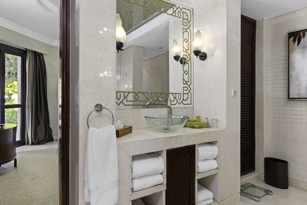 Twin Room (Partial Nile) thumbnail 5