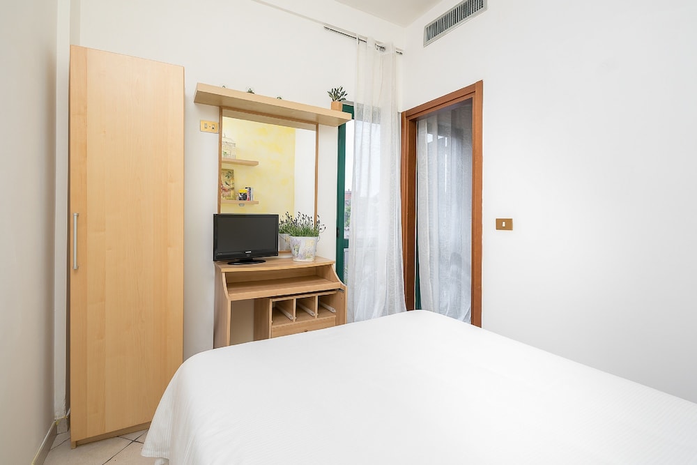 Classic Single Room, 1 Bedroom, Non Smoking, Private Bathroom photo 3