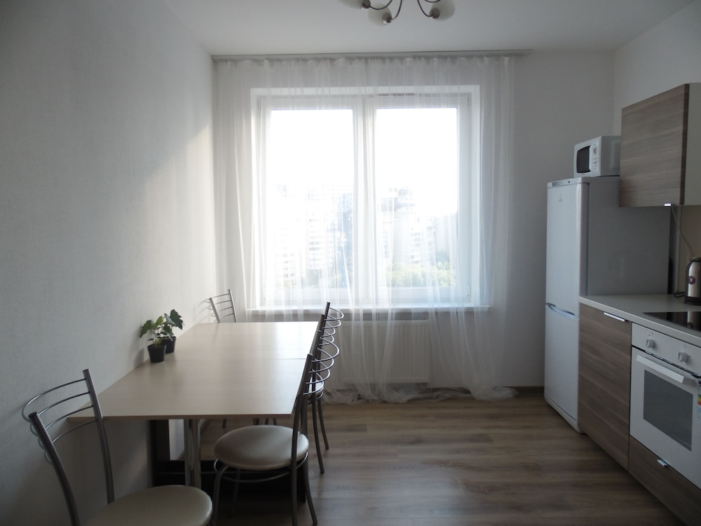 Condo, 2 Bedrooms, Balcony, City View photo 2