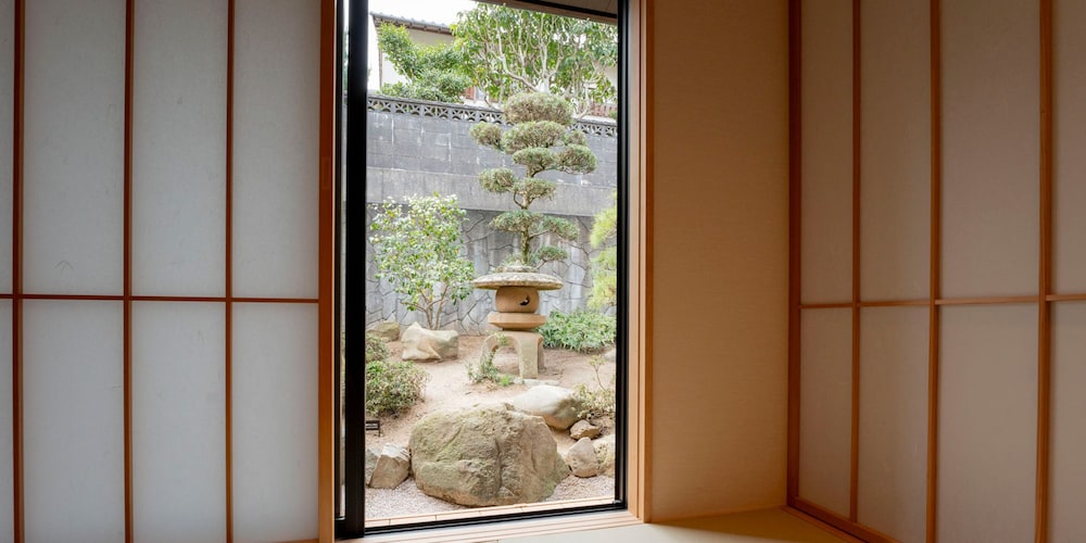 [104] 2 queen size beds +Japanese style room/with sauna (6 people capacity) - Photo 7