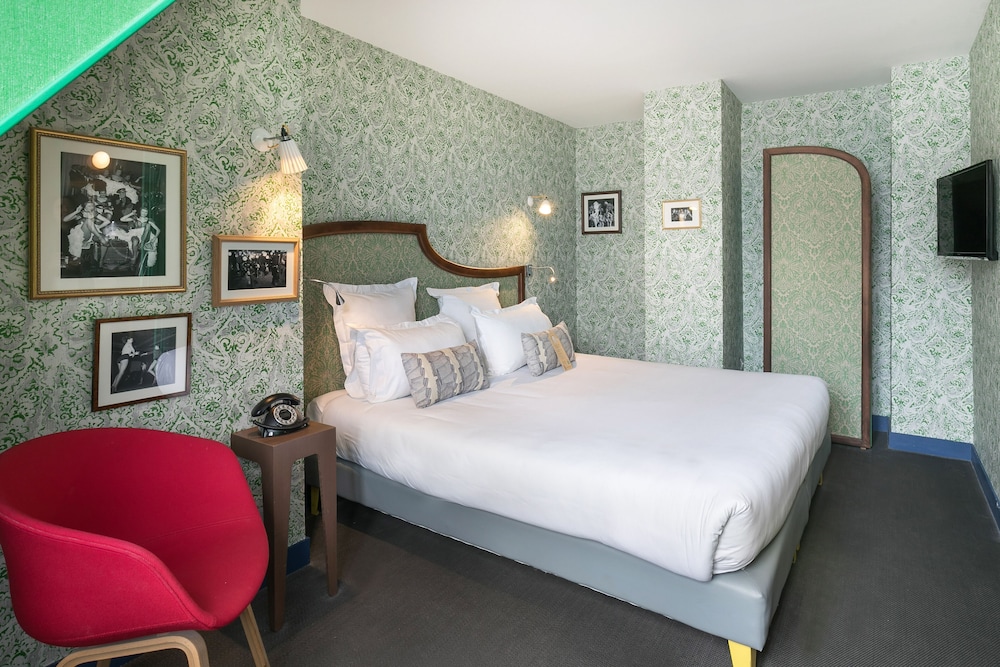 Superior Double Room (Josephine)