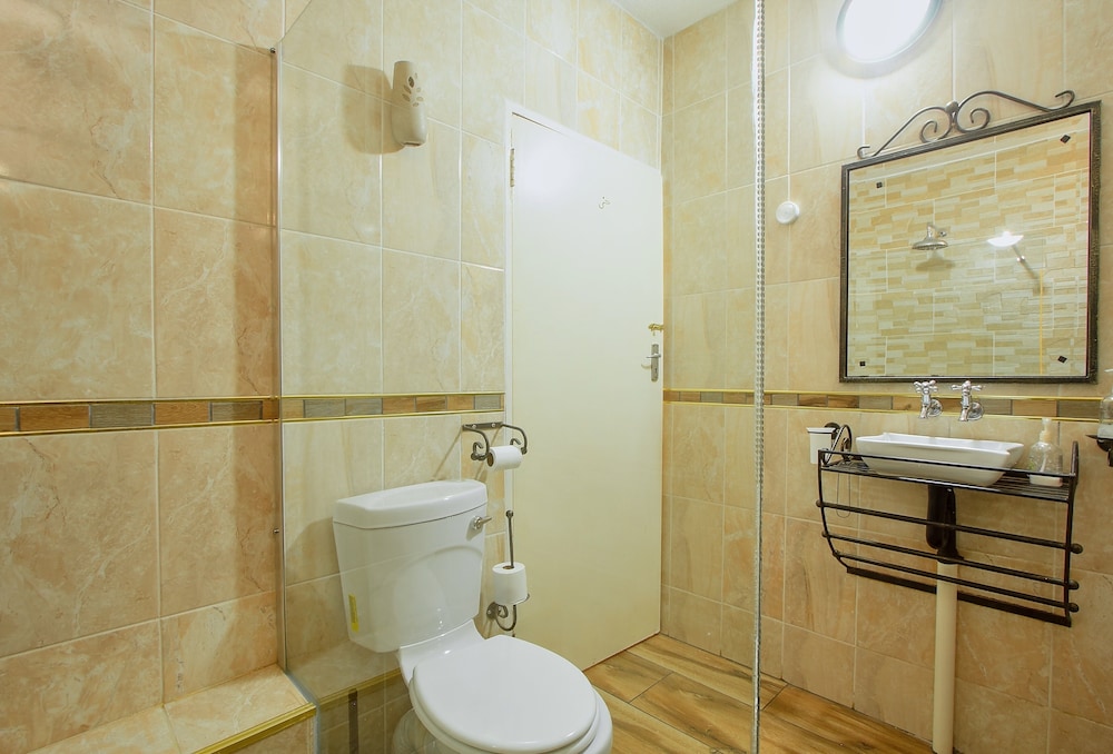 Comfort Room photo 3