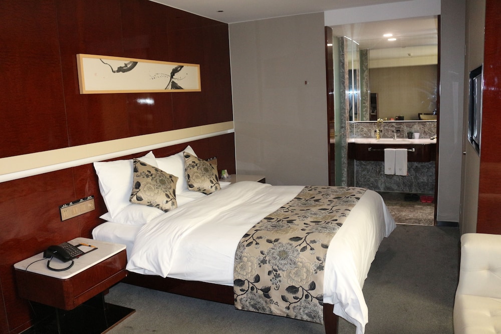 Deluxe Double Room photo 2