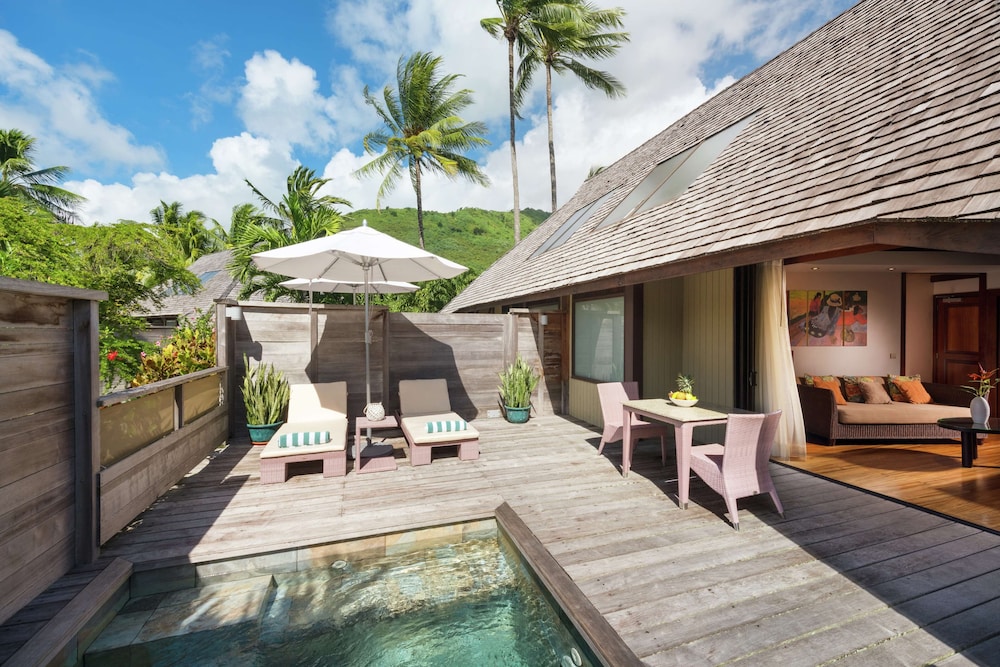Bungalow, 1 King Bed, Private Pool, Garden Area