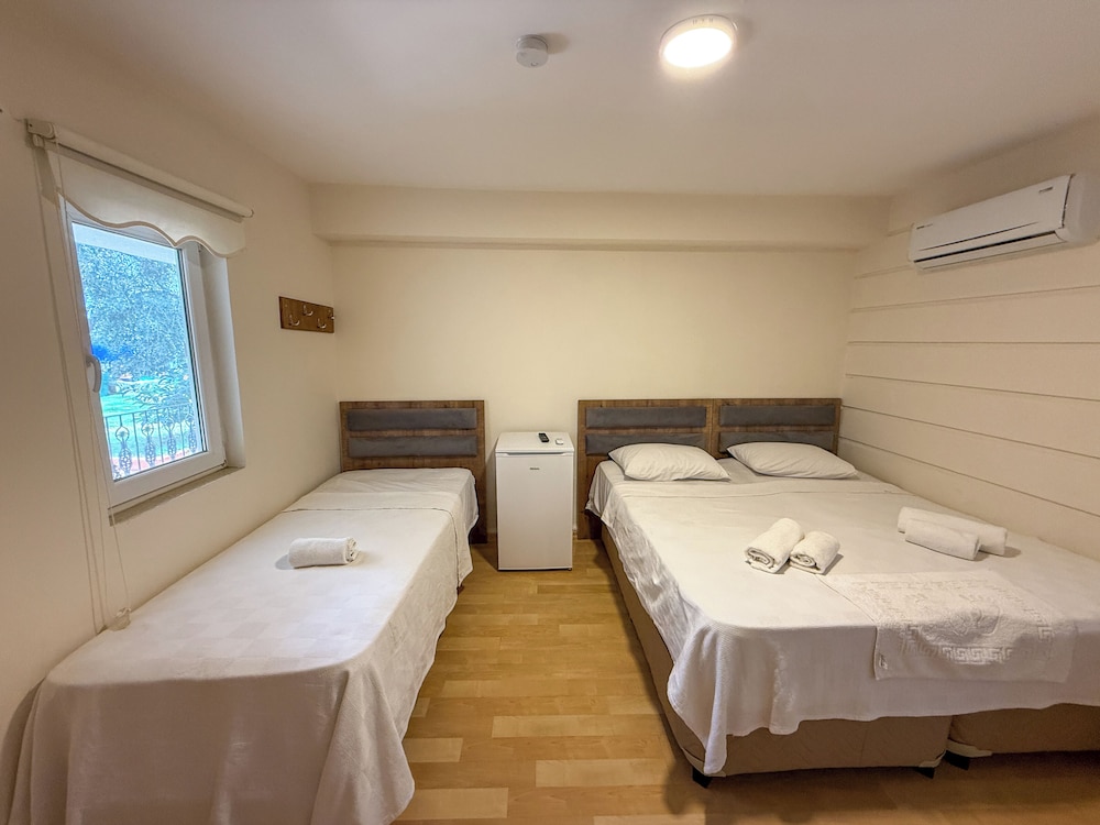 Triple Room photo 3