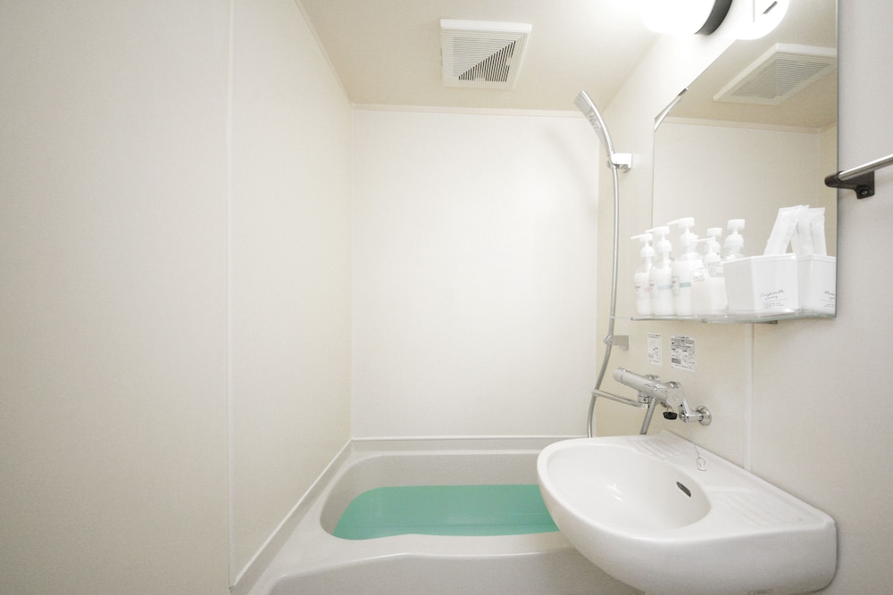 Basic Double Room - Photo 8