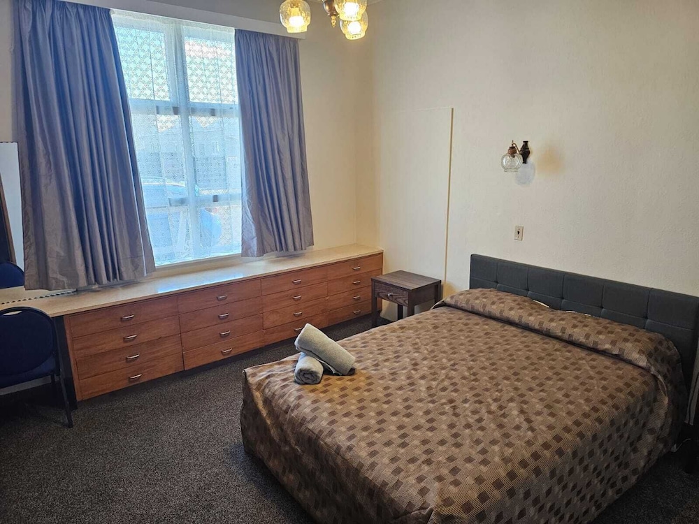 Standard Double Room - Photo 5