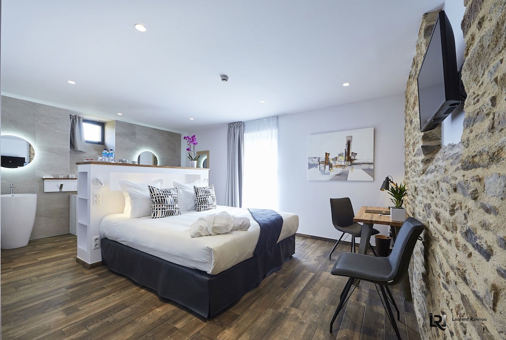 Superior Double Room photo 3