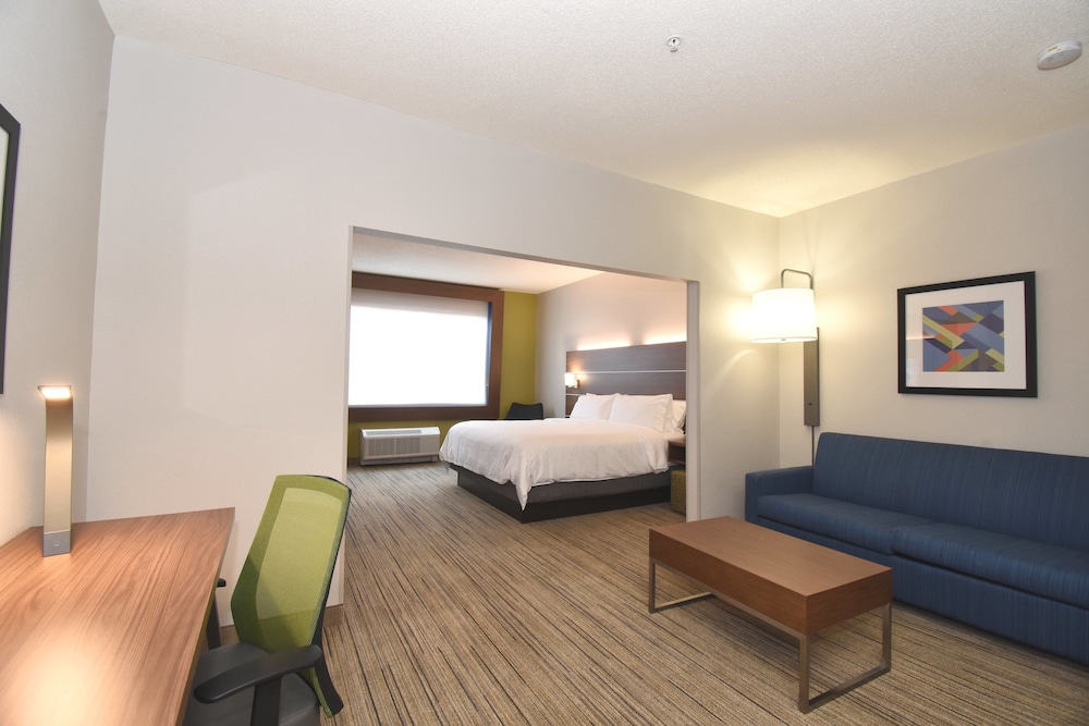 Standard Room, 2 Queen Beds, Accessible (Mobility, Accessible Tub) photo 3