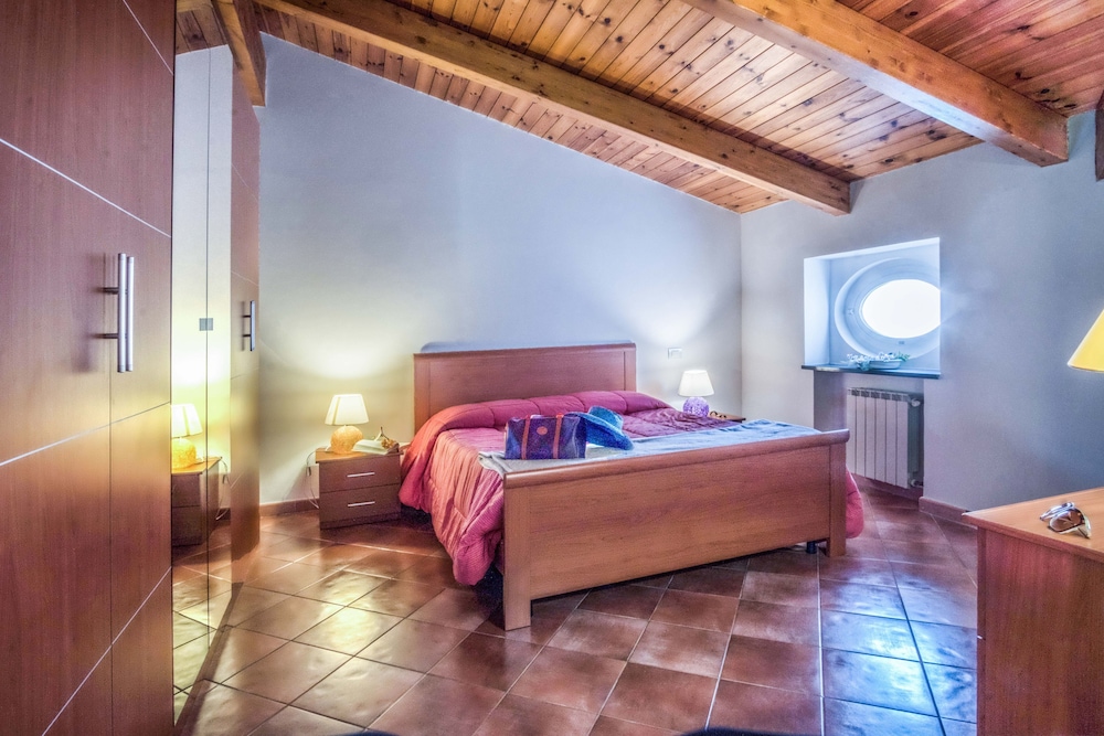 Apartment, 3 Bedrooms, Balcony