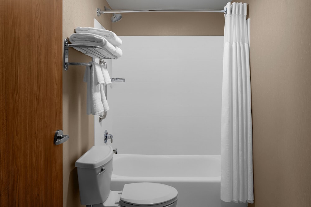 Studio, Multiple Beds (High Floor) - Photo 3