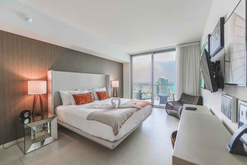 Luxury Condo, 1 Bedroom, Ocean View photo 1