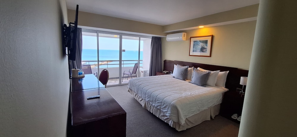 Business Room, 1 King Bed photo 2