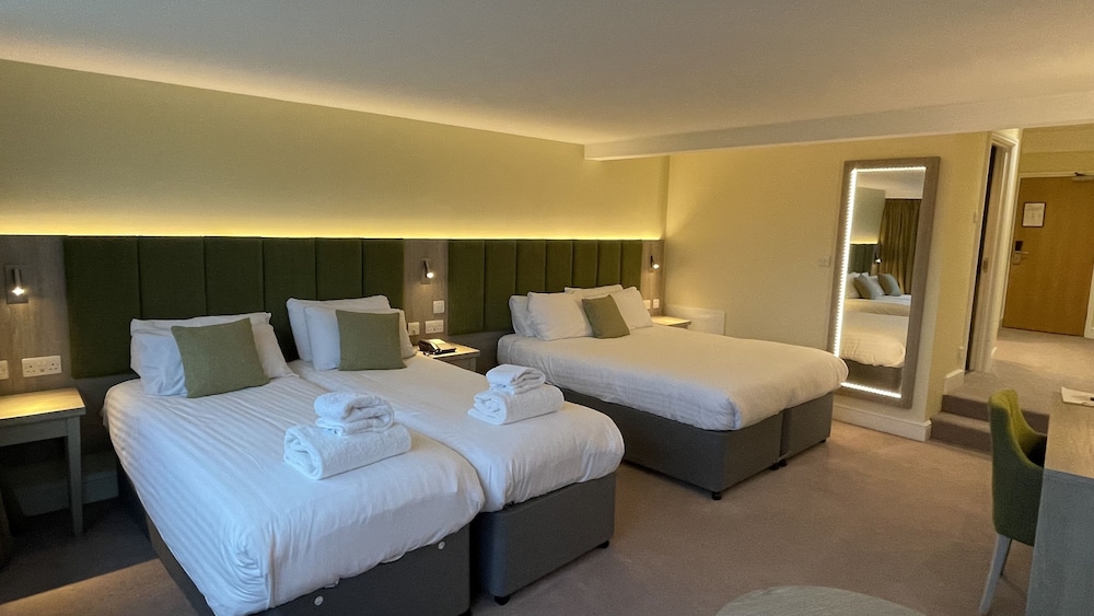 Family Room - Photo 7