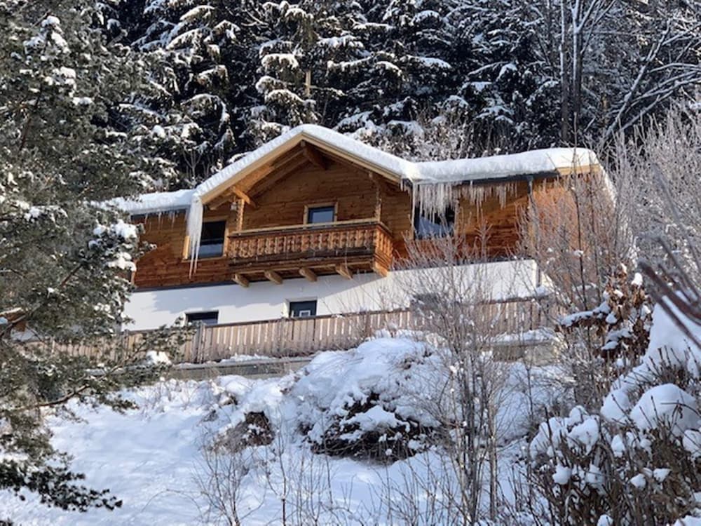 Chalet photo 1
