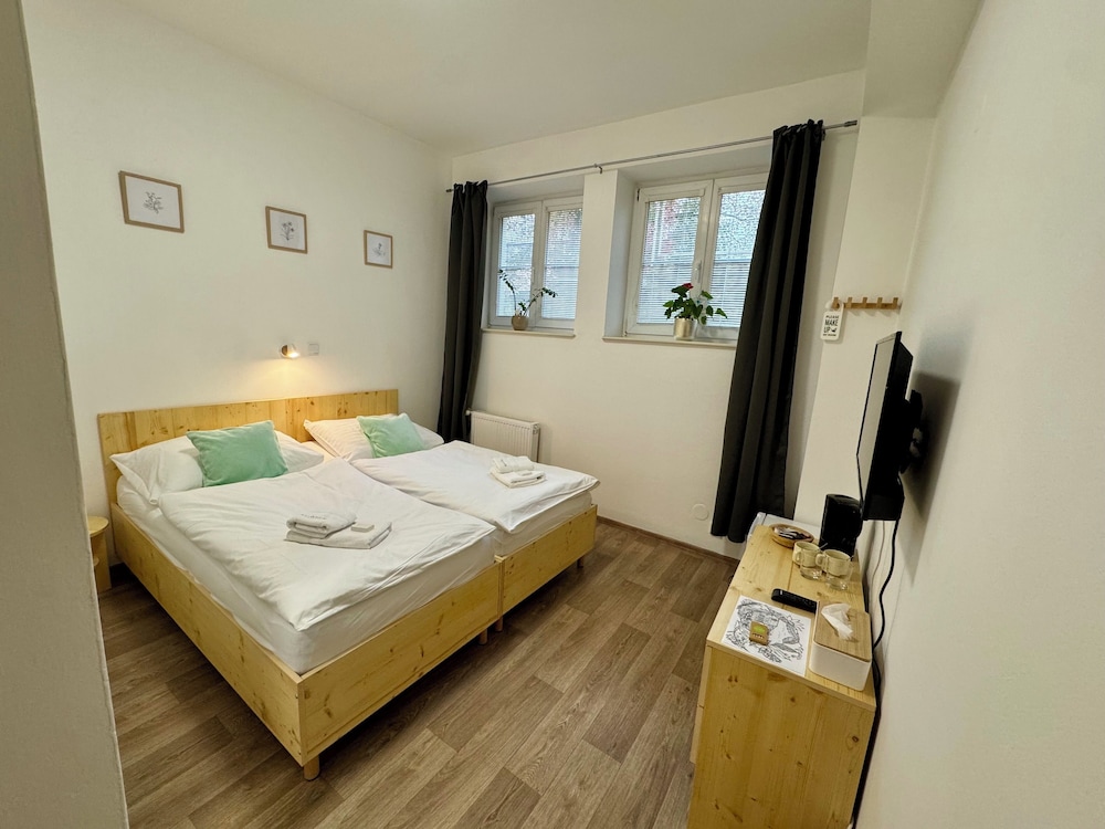 Basic Room photo 1