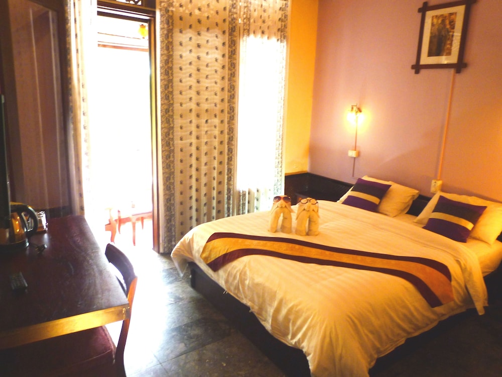 Superior Double Room - Balcony - River View - NO Breakfast photo 2
