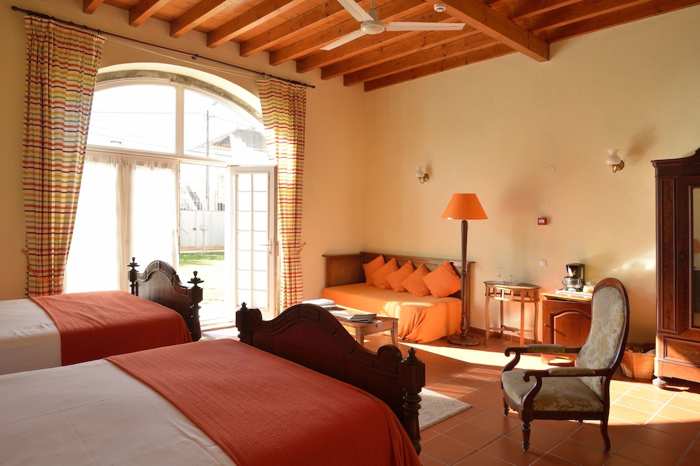 Sr. Miguel Suite (Ground Floor, Max 6 Guests, Disability) photo 1
