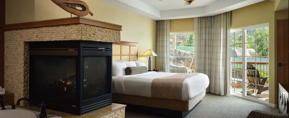 Luxury Condo, 3 Bedrooms, Golf View, Mountainside photo 1