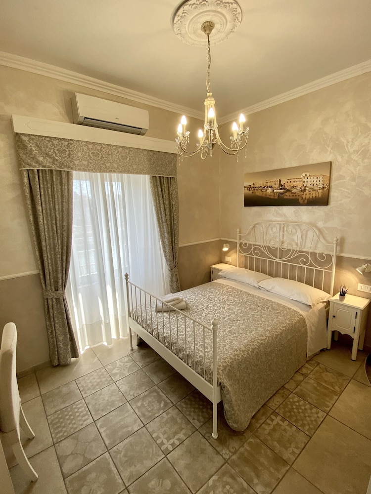 Deluxe Single Room photo 1