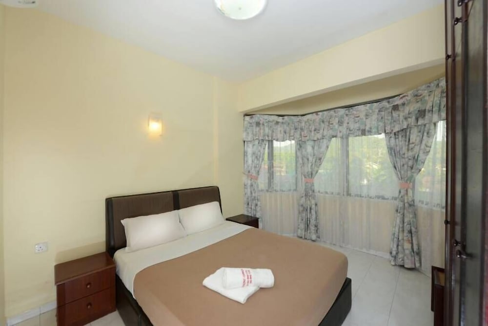 Apartment, 3 Bedrooms photo 3