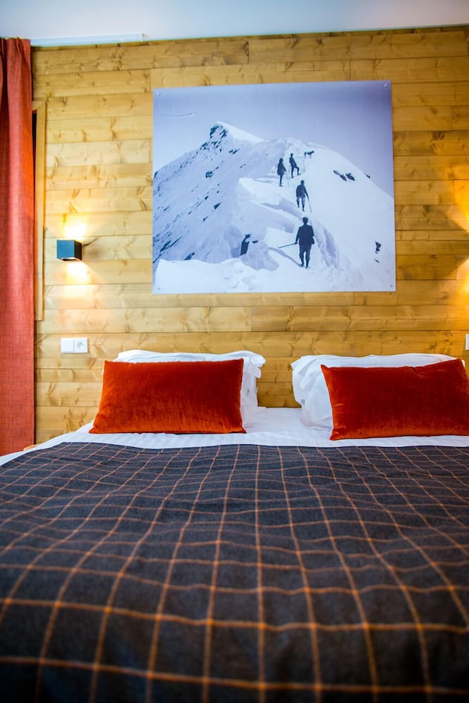 Standard Room - Photo 1