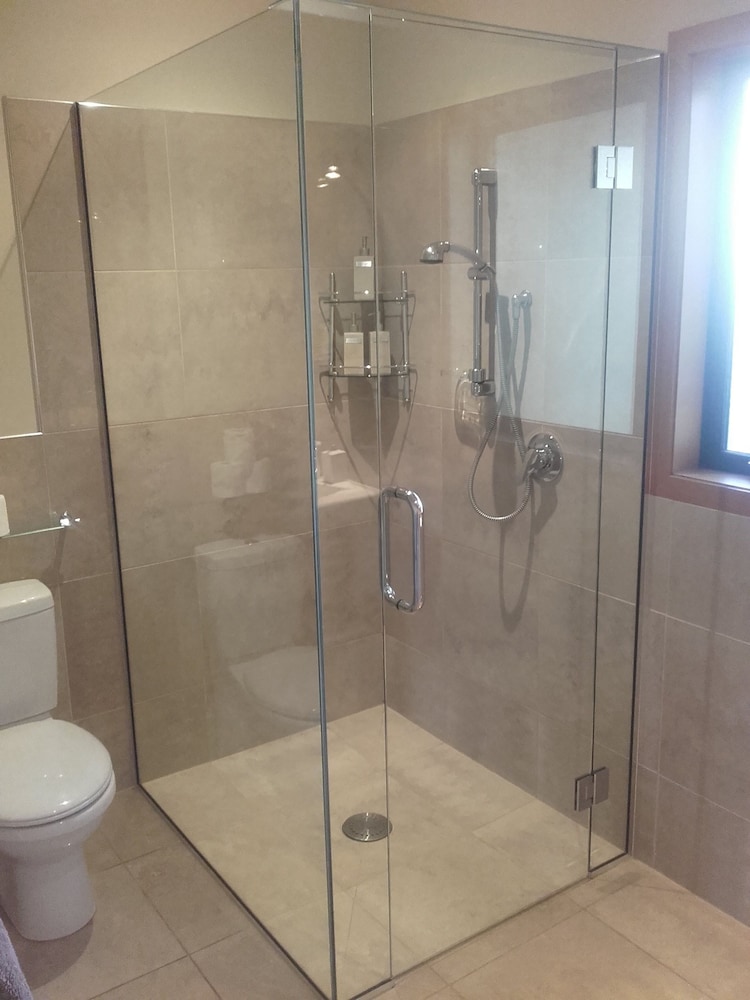Luxury Suite, 1 Bedroom, Non Smoking, Balcony (Harris (Luxury) Suite) photo 3