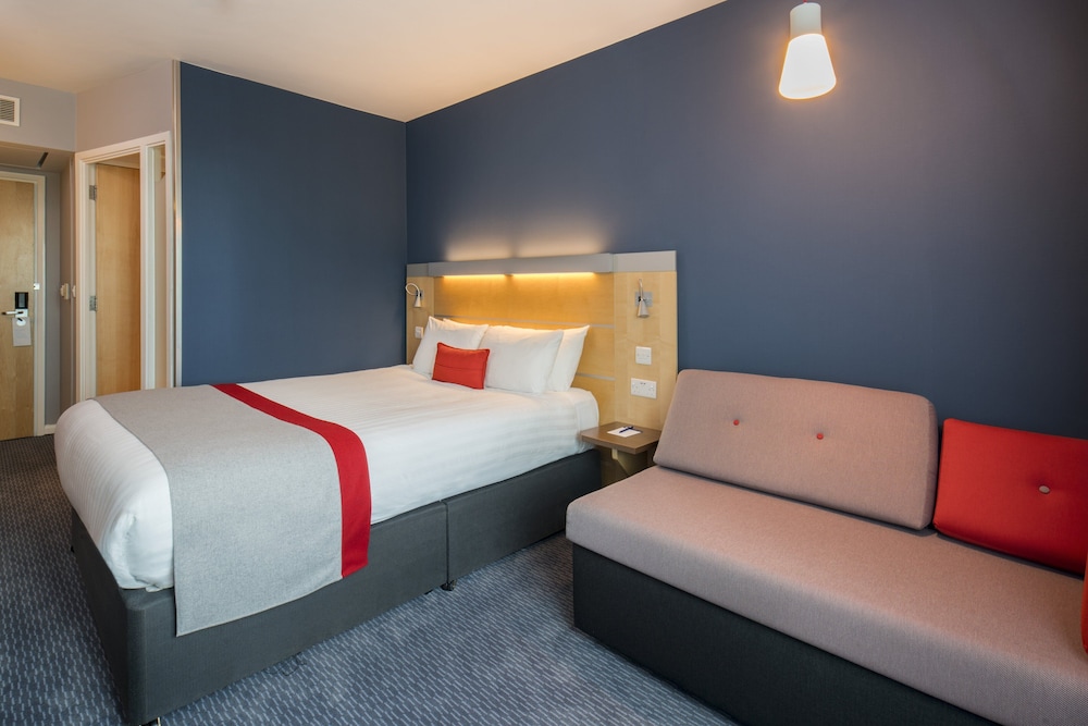 Standard Room, 1 Double Bed with Sofa bed - Photo 9