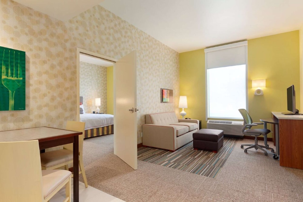 King One Bedroom Suite photo 2