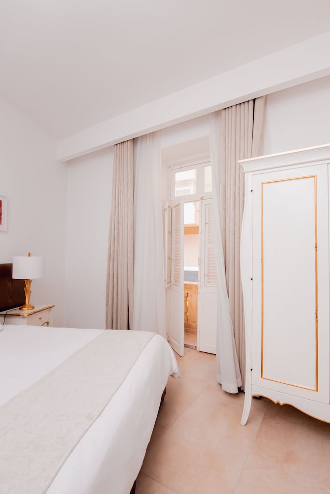 Traditional Room