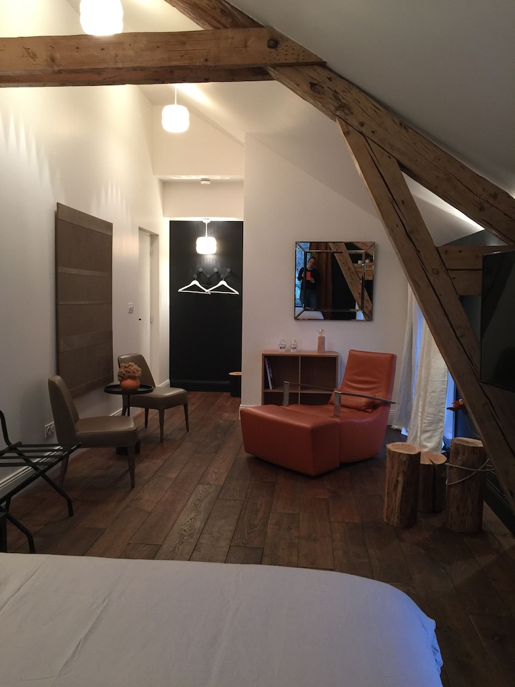 Deluxe Double Room, 1 Bedroom - Photo 6