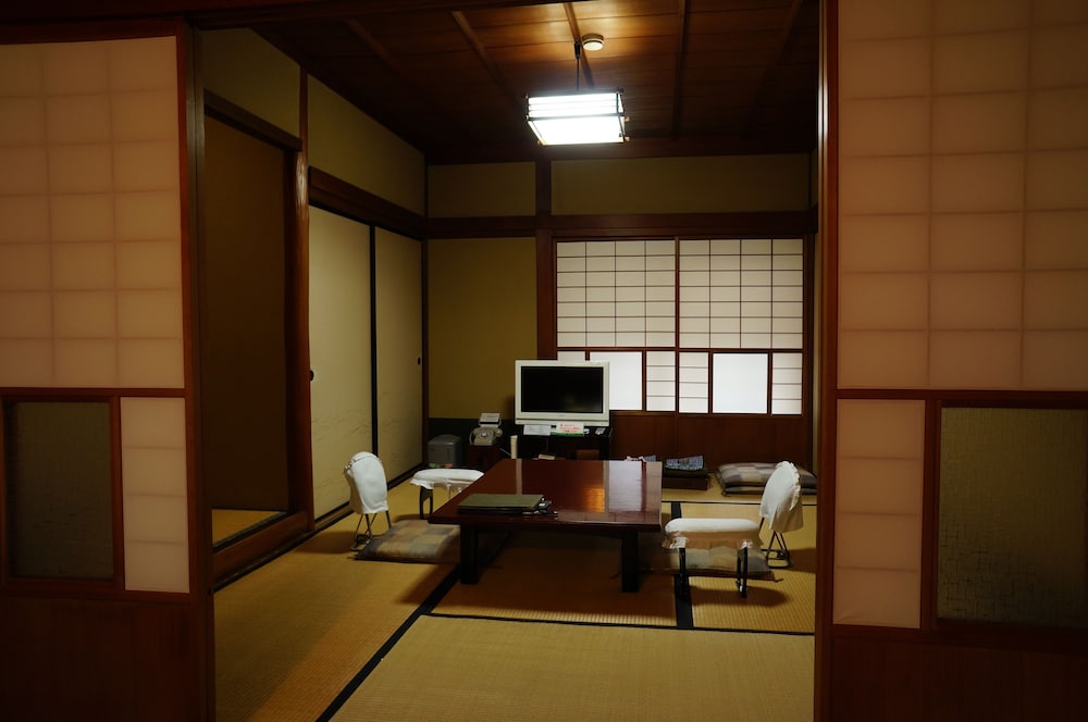 Japanese Style Room -Botan No Ma- 107, Non-Smoking photo 3