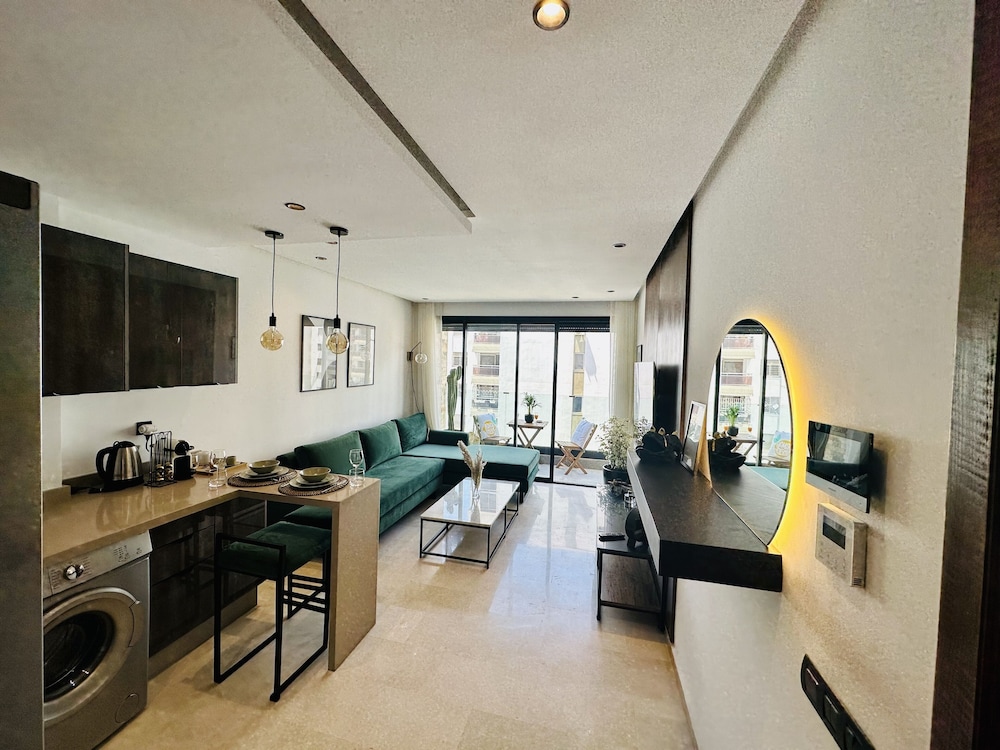 Deluxe Apartment photo 1