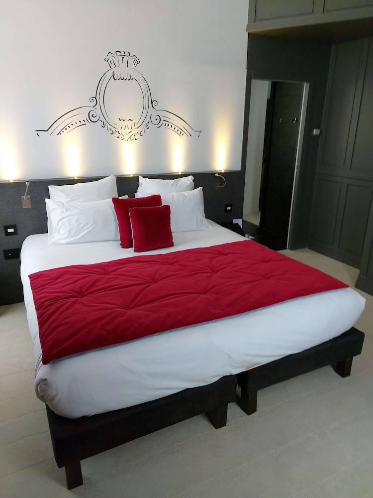 Junior Suite, Multiple Beds, Non Smoking - Photo 1