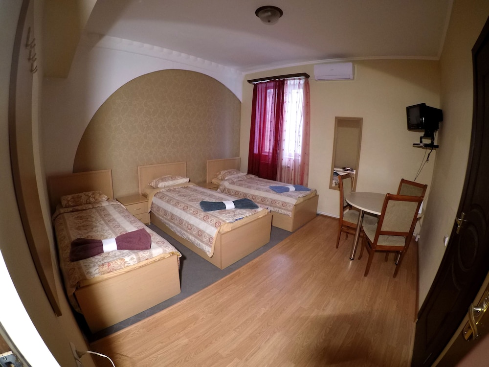 Triple Room photo 3