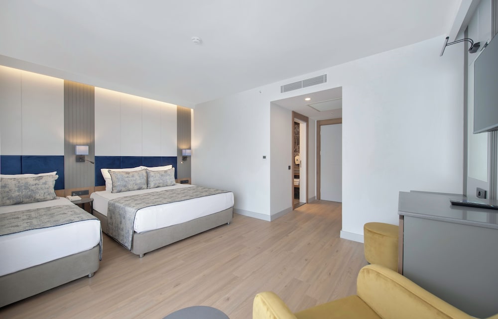 Standard Triple Room, Non Smoking