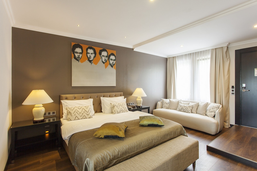 Grand Double Room (Deluxe) photo 2