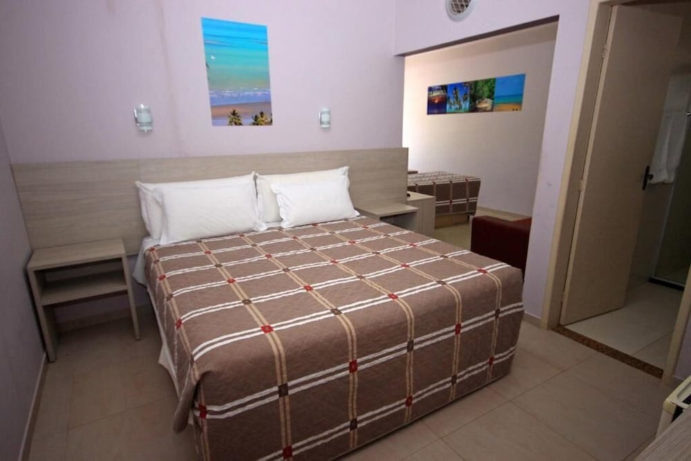 Basic Twin Room photo 3