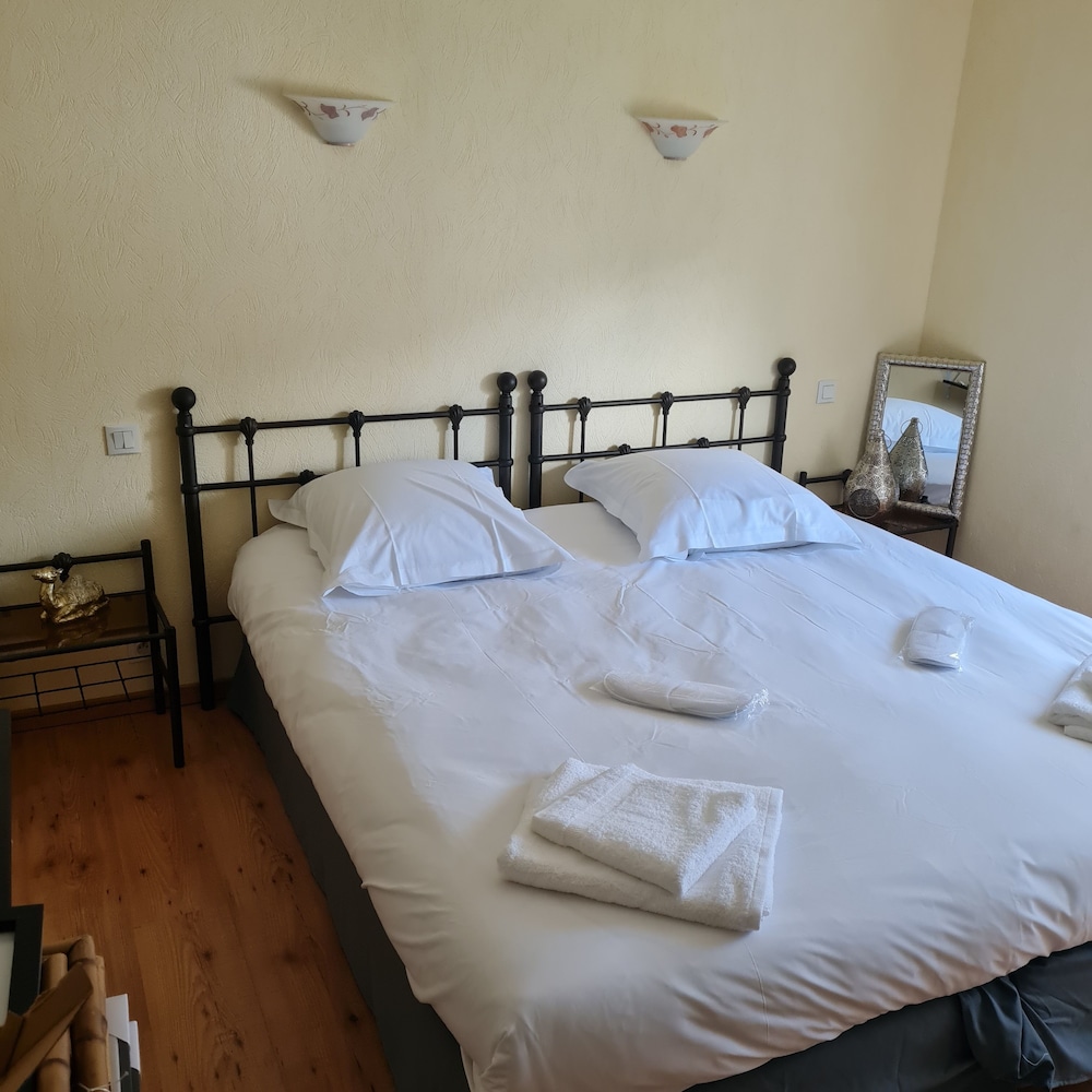 Basic Double or Twin Room