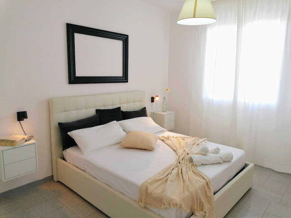 Apartment, 2 Bedrooms, Balcony, Tower photo 3