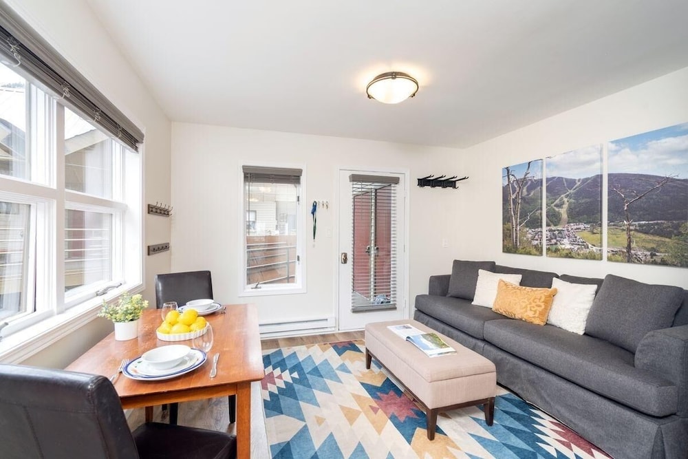 Condo, 1 Bedroom