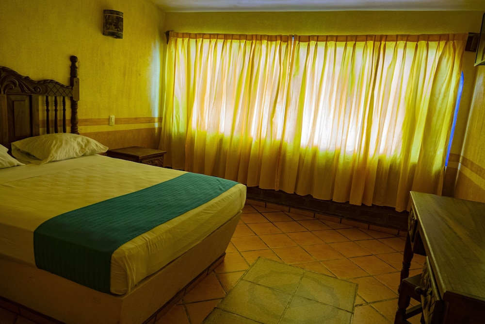 Standard Room - Photo 1