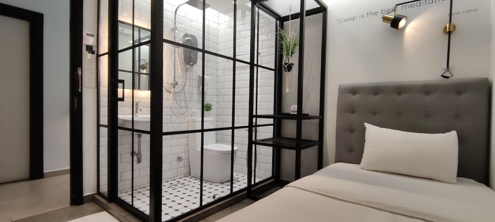 Superior Single Room - Photo 4
