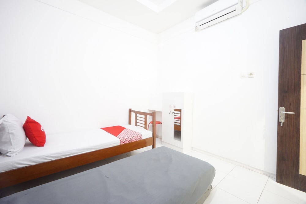 Standard Twin Room photo 3