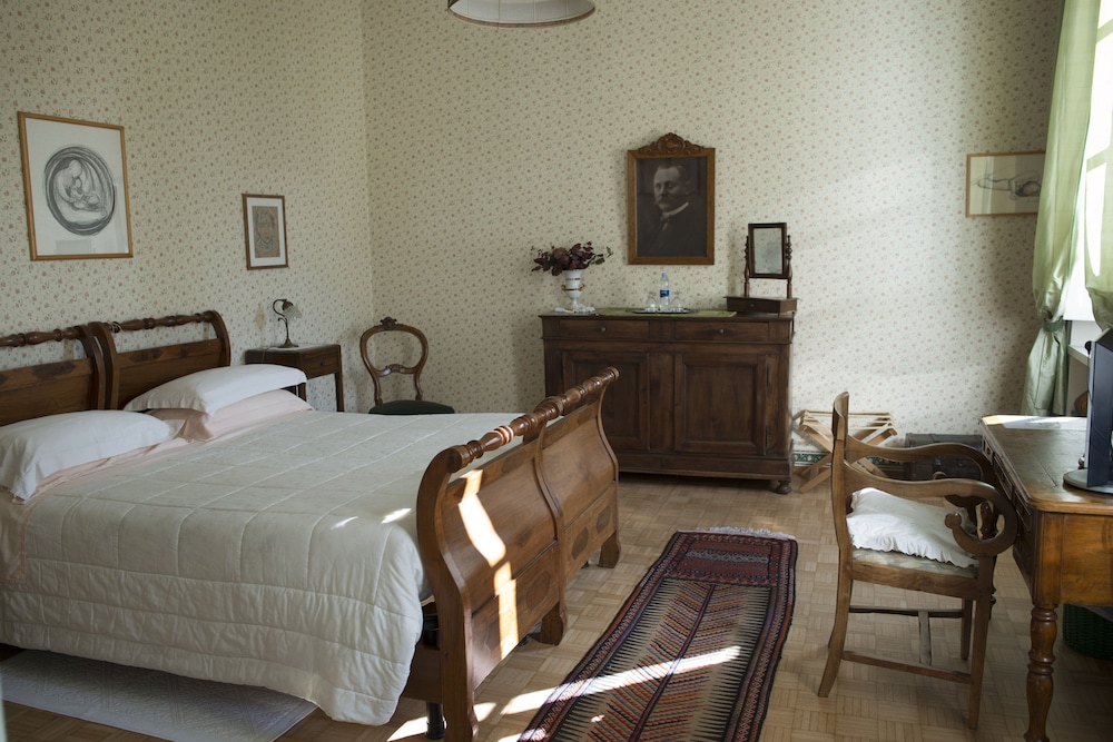 Double or Twin Room photo 2