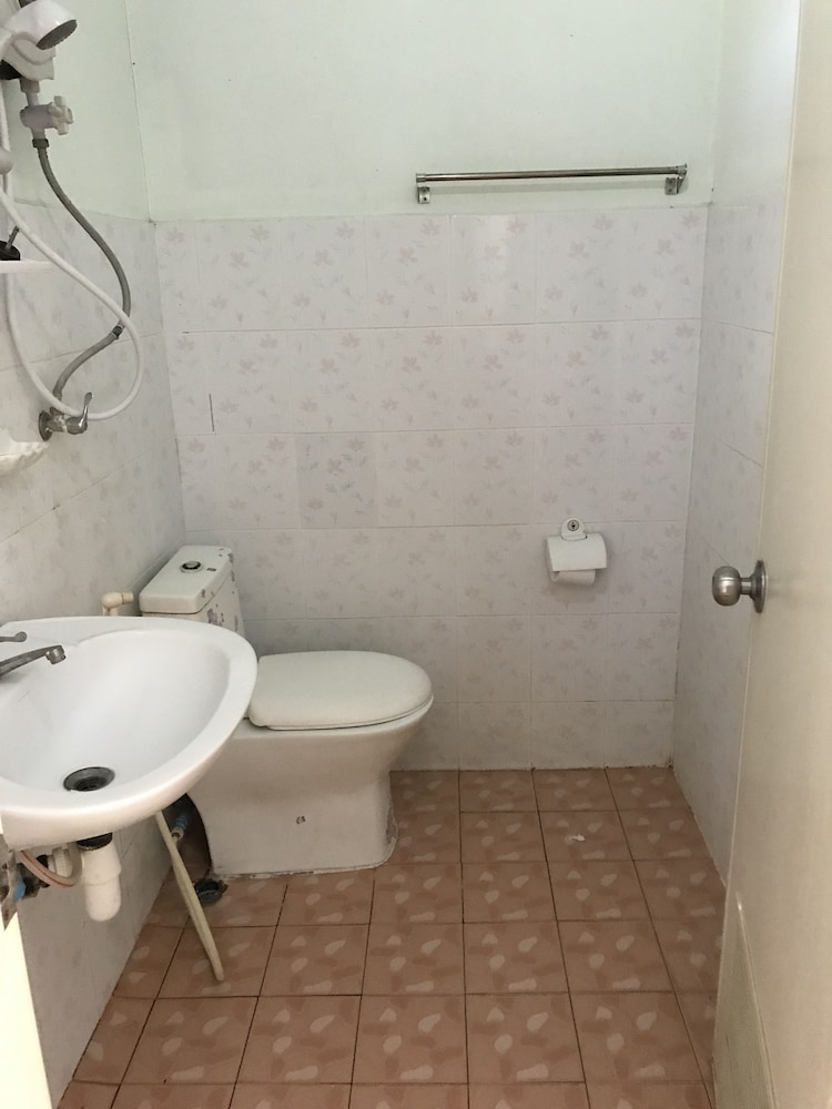 Standard House, 1 King Bed photo 2
