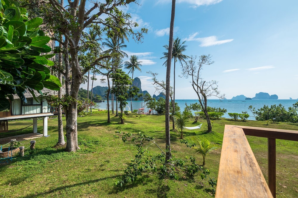 Beachfront Villas Twin - Photo 2