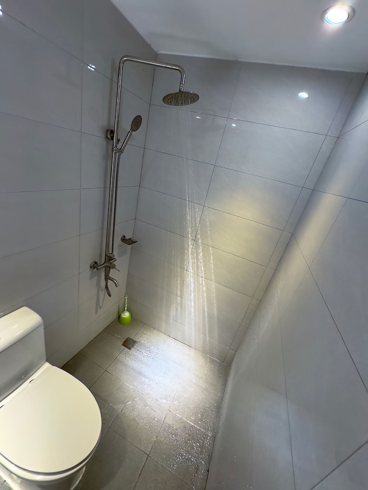 Double Room - Photo 10